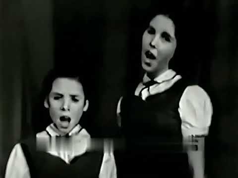 Patience and Prudence “Tonight You Belong to Me” on the Perry Como Show (Remastered)