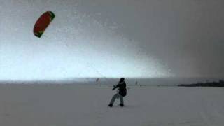 preview picture of video '2011 Snowkiting Session I (b)'