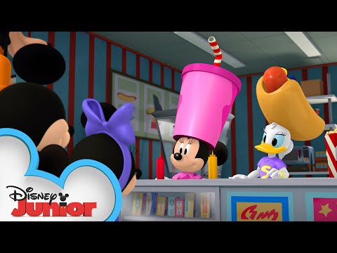 ドライブインでミッキー＆フレンズ？| ミッキーモーニングス｜ミッキーマウスロードスターレーサー｜ディズニージュニア (Mickey & Friends at the Drive In ? | Mickey Mornings | Mickey Mouse Roadster Racers | Disney Junior)