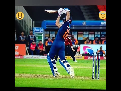 Kohli lofted straight drive!!