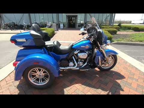 2024 Harley-Davidson Tri Glide Ultra Trike FLHTCUTG