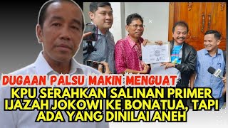 The General Elections Commission (KPU) handed over a primary copy of Jokowi's diploma to Bonatua,...