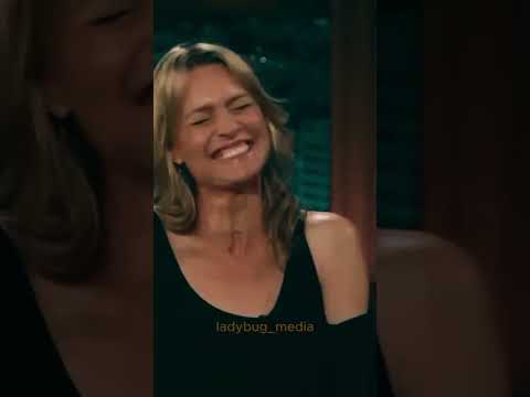 Craig Ferguson Gets Flirty with Robin Wright! Hilarious Interview Clip!