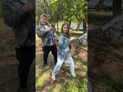 Cine e elevul, cine e profesorul? 😅 #funny #daughter #familyfun #trending