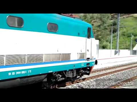 Treni alla stazione di Diano #4