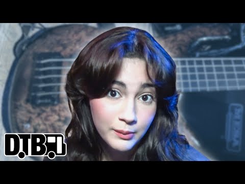 The Warning's Alejandra Villarreal Vélez - GEAR MASTERS Ep. 473