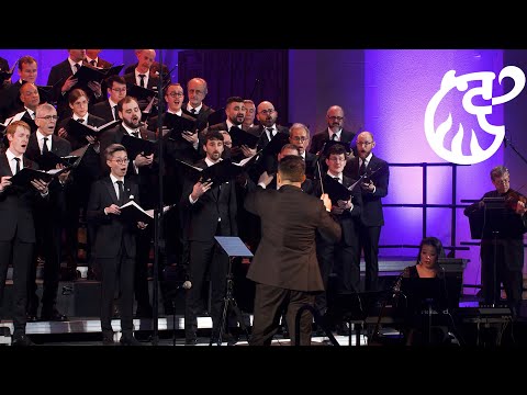 A Fantasy of Carols by Don Macdonald, sung by Chor Leoni