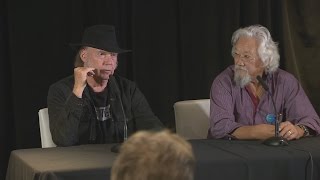 Neil Young and David Suzuki slam federal government record on the environment
