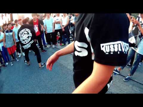 Jungle Shuffle Team We are family 1080p