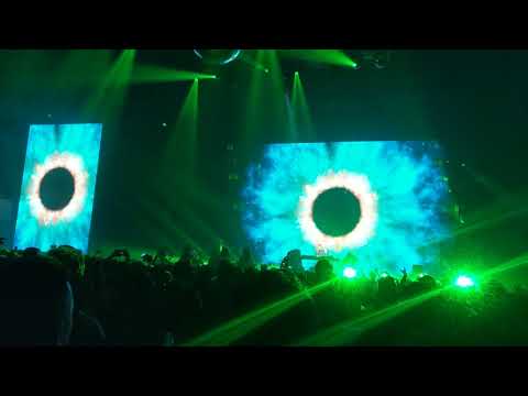 Kaskade NYE 2019 Closing - "Eyes" pt. 1/2