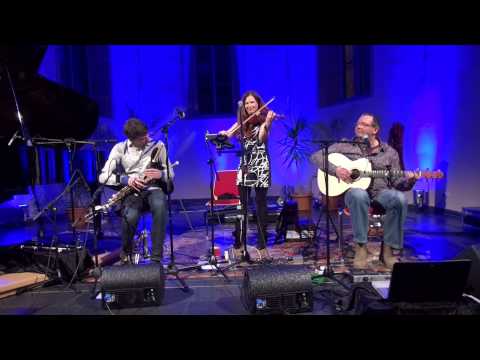 Cara live 2015 - Snow Moon (3/20)