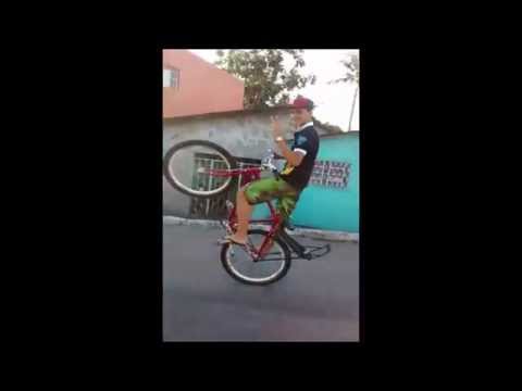 Alan Stunt Show / Wheeling Bike PB (Musica:Dirty Ninoff - Fantastic)