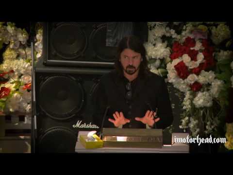 Dave Grohl at Lemmy's funeral