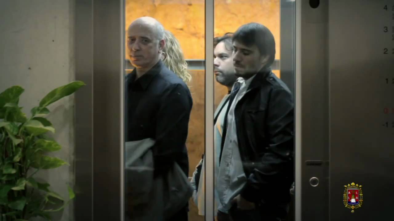 The elevator. Social Psychology thumbnail