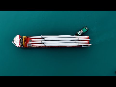 AsstrA Delivers Oversized Wind Turbine Components