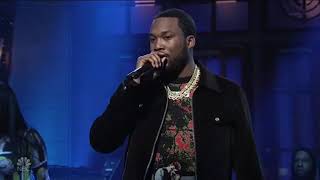 Meek Mill &quot;Going Bad&quot; and &quot;Uptown Vibes&quot; SNL Performance