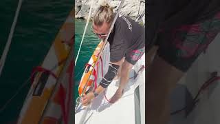 Download lagu Tying up your paddle board part 1 mp3