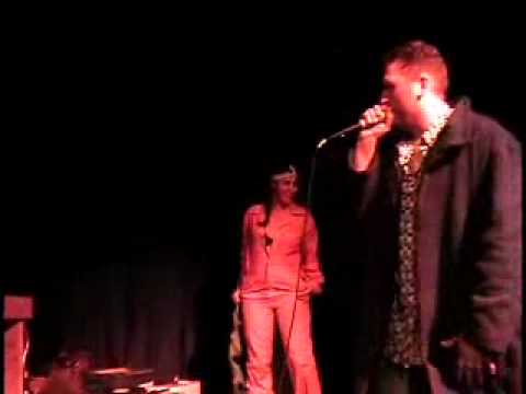 Frank Stacks vs The Saurus