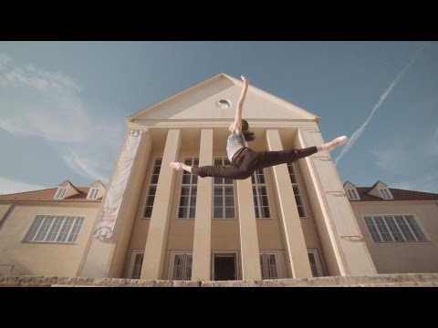 Floor on Fire – Battle of Styles *subtitled*