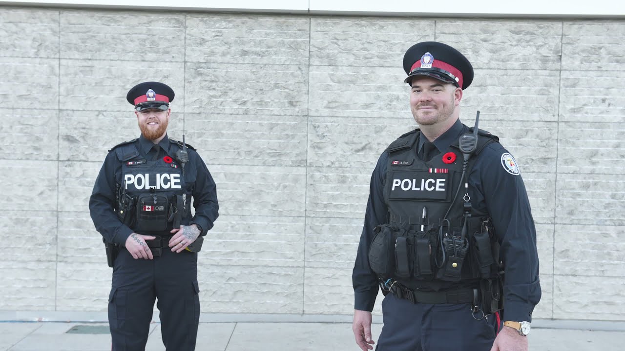 Officers recognized for assisting veterans in the community