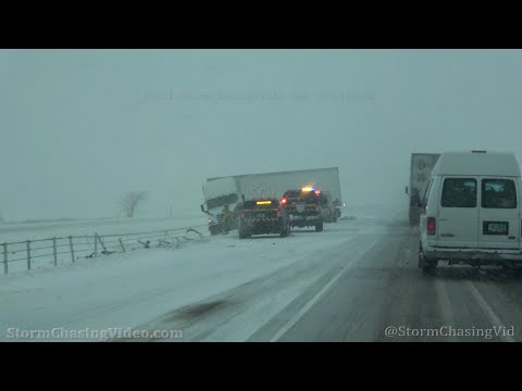 Winter Storm along I-94 in Eastern, North Dakota - 12/13/2022