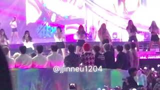 Download lagu 181201 BTS Taehyung and Jin dancing to MomoLand Bboom Bboom at MMA2018 mp3