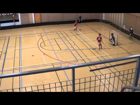 Voima 00 reds   NST Musta 13 10 2013