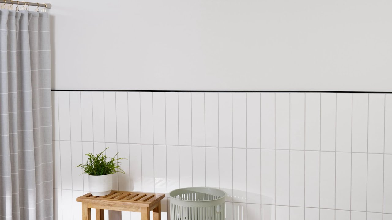 How to Use Command™ Bathroom Solutions | Damage-Free Hanging