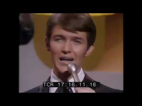 04Jun1967 "(There's) Always Something There to Remind Me" - The Teddy Neeley Five (SmothersBrothers)