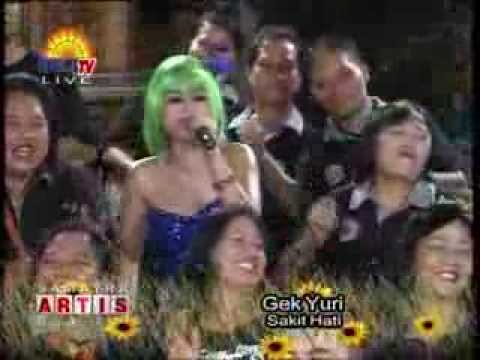 "sakit hati "  gek yuri @ samatra artis bali