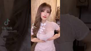 巨乳ちゃん、おっぱい重そう笑#shorts 　♯108