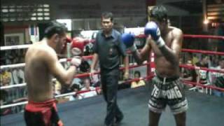 preview picture of video 'Siam Chai (Rawai Muaythai)  Vs Tanwa (Tiger Muaythai )'