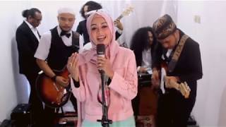 Download lagu Selamat Idul Fitri - Cover by KacoKampong ft. Laila Assagaf & Irmansyah Tuhepaly mp3 Download lagu Selamat Idul Fitri - Cover by KacoKampong ft. Laila Assagaf & Irmansyah Tuhepaly mp3