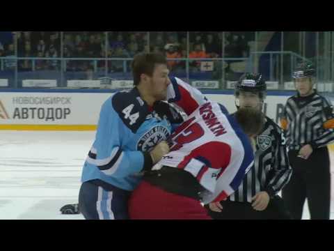 Valeri Nichushkin vs Evgeny Artyukhin