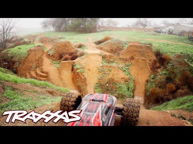 Video Teaser für Aerial R/C Assault Part 2 - Traxxas E-Revo Dirt Jumping Session