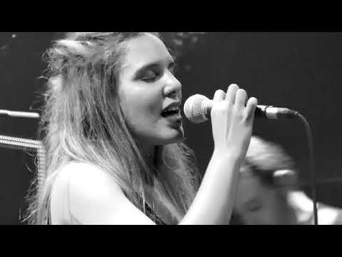 Toxic Rabbits - Goodbye Syria (Live @six d.o.g.s)