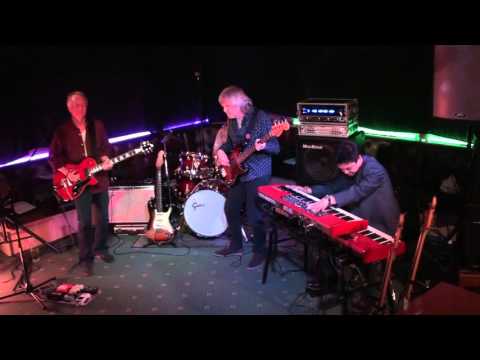 I Can't Stand The Rain - Teed Up