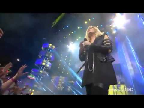 MMVA 2013: Demi Lovato performing Heart Attack