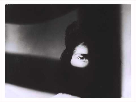 Horror Vacui - Νεκρές αναμνήσεις