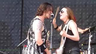 Halestorm - It&#39;s Not You live HD
