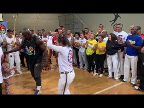 Pré Lançamento do Livro Faca de Dois Gumes