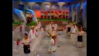 Lucha Villa interpreta "El Jarabe Loco"