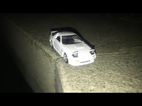 Tomica Premium: Unboxing Mazda Savanna RX-7 FC / トミカプレミアム：マツダサバンナRX-7FCの開梱
