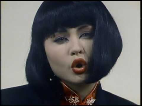 Mitsou - Les Chinois (Official Music Video)
