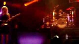 Dover - Keep On Moving (Live!)