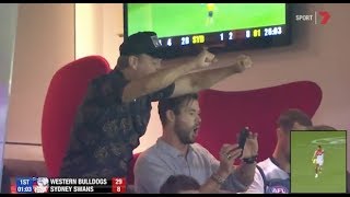 MattDamonandChrisHemsworthgocrazy|The10bestmoments|Round1,2019|AFL