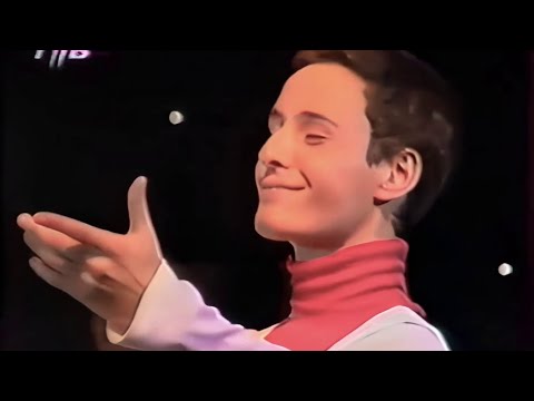 18. Love While You Can [Vitas in Kazan, 2003 | A.I-Upscaled] [50fps]