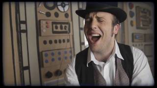 Raphael Gualazzi - Love Goes Down Slow" (Radio Mix) Official Video