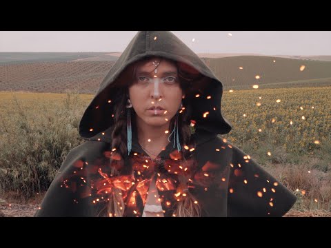 Luna Santa - Curandera (Video Oficial)