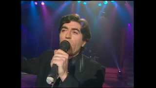 JOAQUÍN SABINA &quot;A LA ORILLA DE LA CHIMENEA&quot;